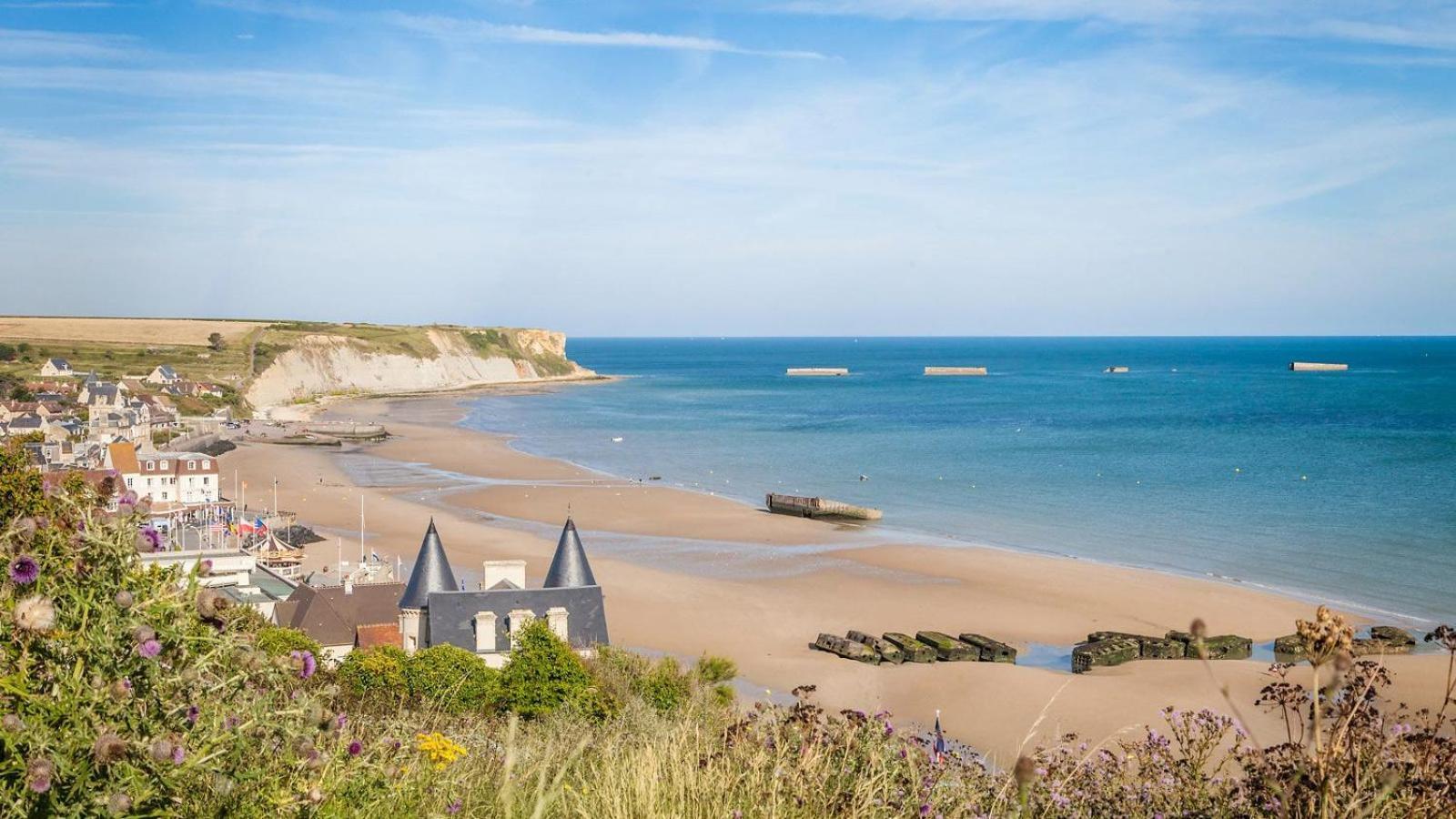 Les Pieds Dans L'Eau - Acces Direct A La Plage Bernières-sur-Mer المظهر الخارجي الصورة